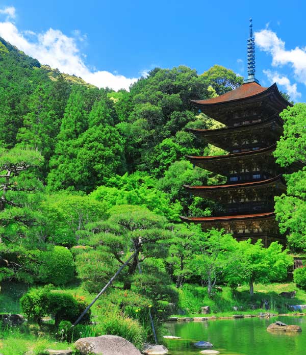 瑠璃光寺五重塔